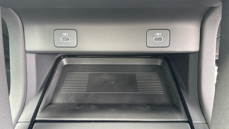 Land Rover Discovery Sport 1.5 P270e Landmark 5dr Auto [5 Seat] Station Wagon